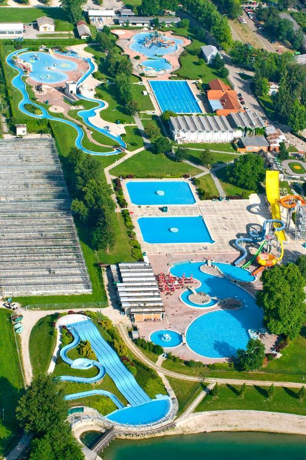 Mediteran Travel Mobile Homes In Camping Terme Catez Brežice Dış mekan fotoğraf